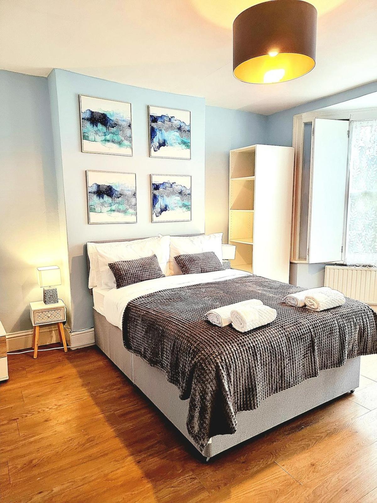 Appartamento Spacious 2 Bedroom-3 Mins Walk Tube, Hospital, Queen Mary Uni